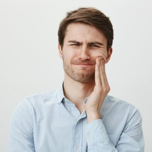 Diş Çekimi Neden Gerekebilir?